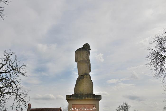 Monument aux morts de Tazilly