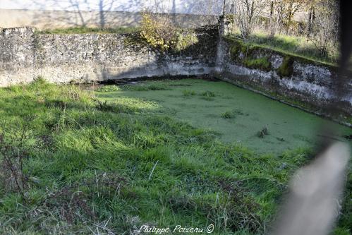 Abreuvoir de Charlay