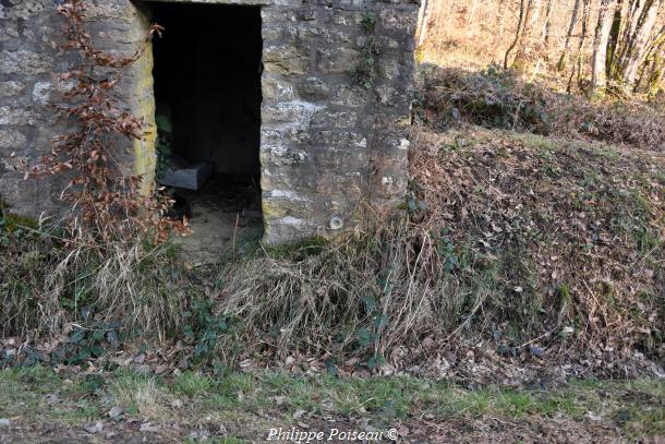 Repère de Nivellement de Poiseux
