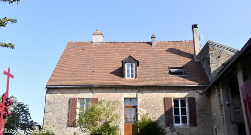 Ancien Presbytère de Breugnon un patrimoine