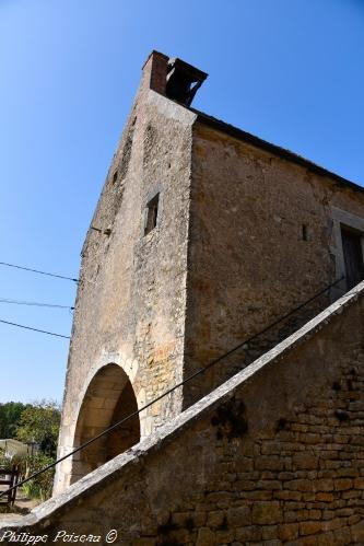 Ancien corps de garde de Sur Yonne Nièvre Passion