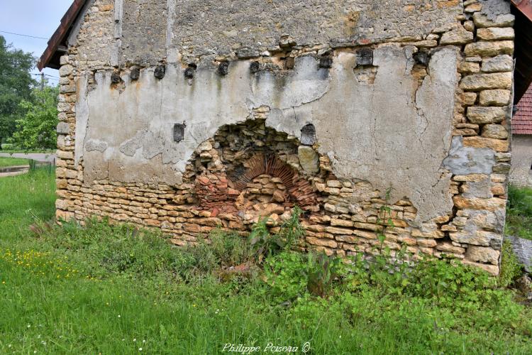 Ancien four du hameau de Chaume