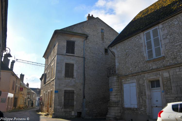 L'ancien hôpital d'Entrains sur Nohain