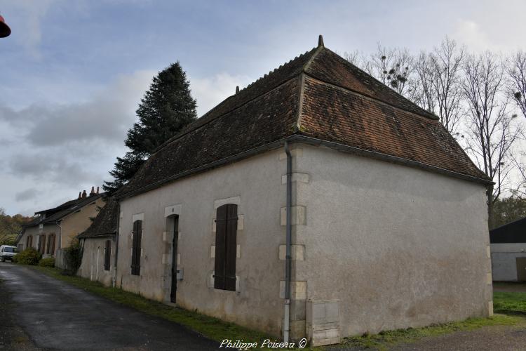 Ancien presbytère de Myennes