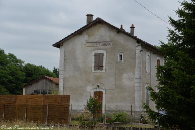 Ancienne gare de Saint-Hilaire-Fontaine un beau patrimoine