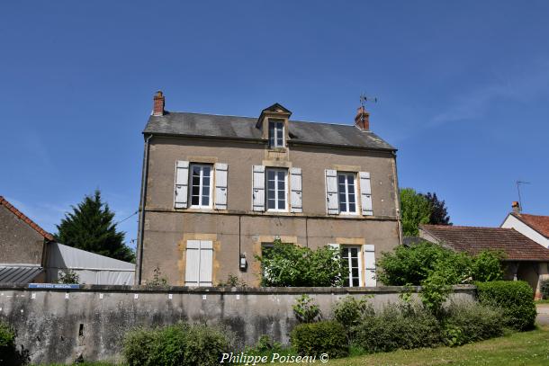 Ancienne Mairie de Montigny sur Canne