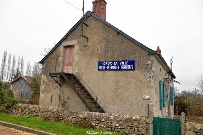 Poste ancienne de Crux la Ville un patrimoine