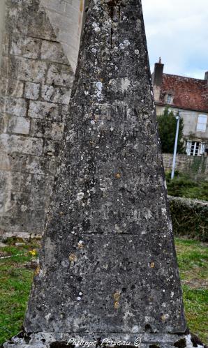 Anciennes pierre tombale de Chazeuil