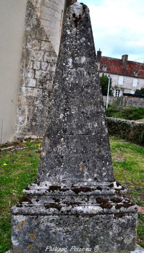 Anciennes pierre tombale de Chazeuil