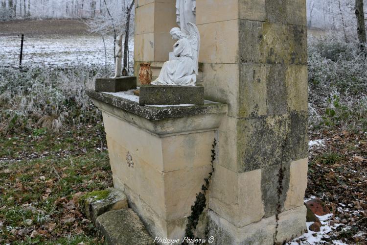 Autel de la vierge de Mimont un beau patrimoine