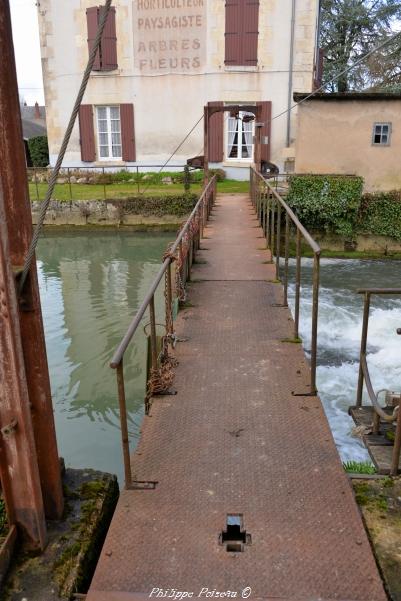 Barrage à aiguilles de Clamecy