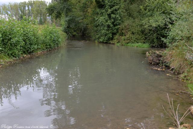 Bief de Dompierre sur Nièvre Nièvre Passion