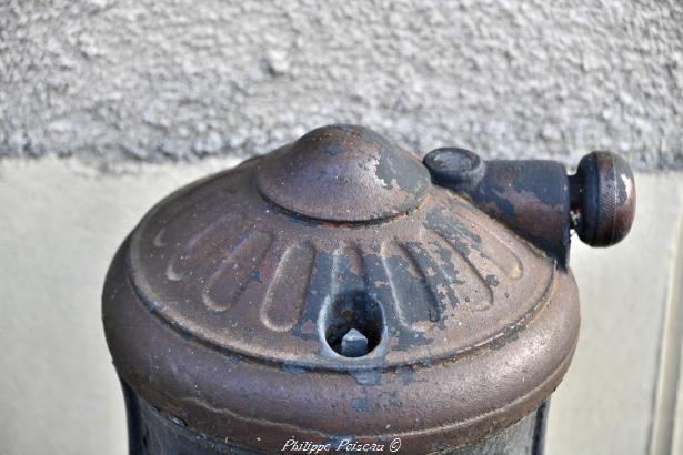 Bouche à incendie de Corbigny