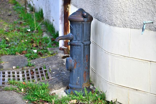 Bouche à incendie de Corbigny