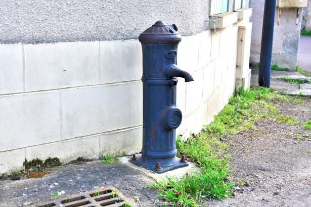 Bouche à incendie de Corbigny