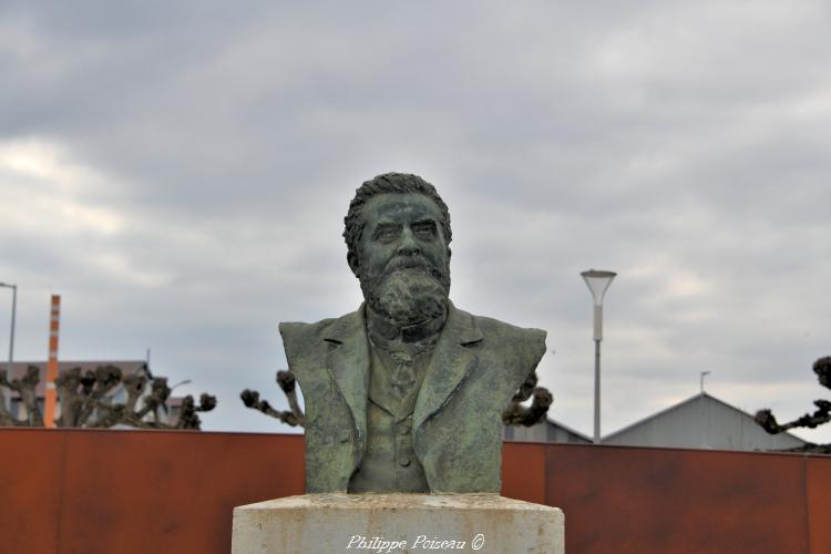 Buste de Jean-Jaurès d'Imphy
