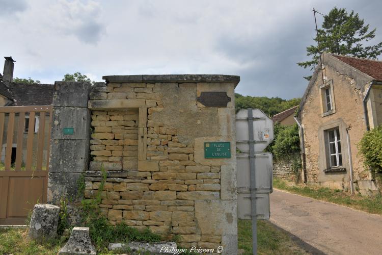 Plaque de la mendicité dans la Nièvre