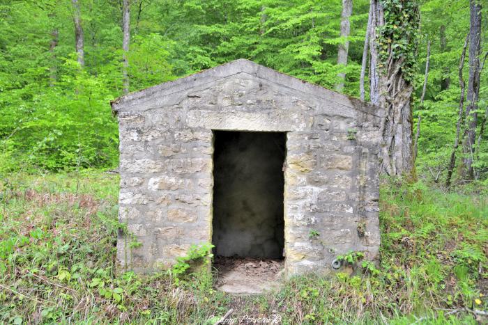 Cabane ancienne de cantonniers