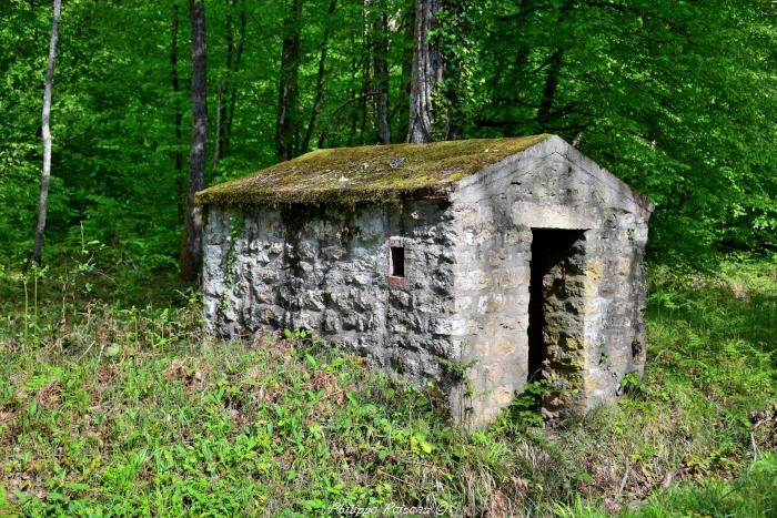 Cabane ancienne de cantonniers