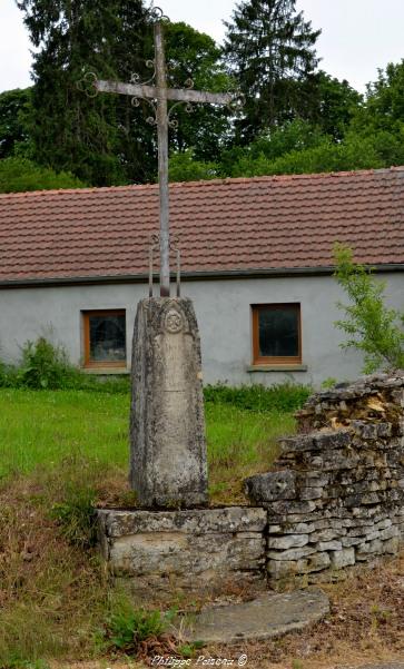 Croix de Villiers Sur Beuvron un patrimoine remarquable