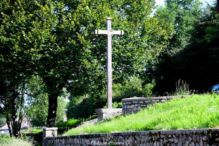 Calvaire du Faubourg de Château Chinon un patrimoine.