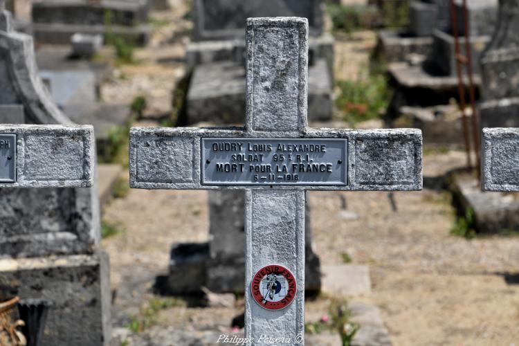 Le carré militaire de Varzy