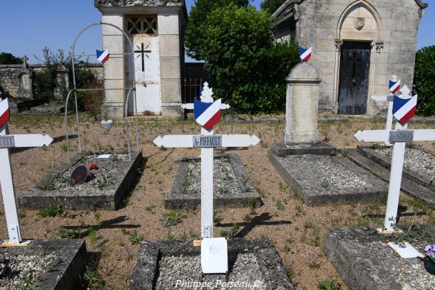 Carré Militaire de Raveau