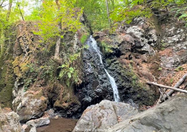 La Cascade de la Dragne un beau Patrimoine