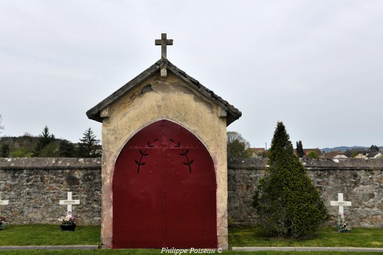 Chapelle ardente de Luzy 