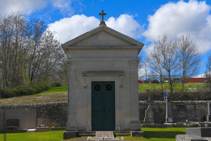 Chapelle funéraire de Clamecy