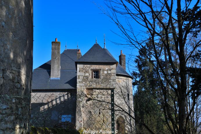 Château de Frasnay les Chanoines