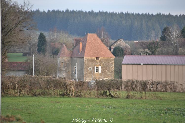 La maison forte de Le Pont un beau patrimoine