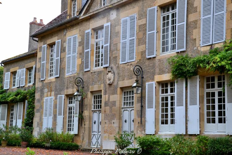 Château de Lurcy-le-Bourg