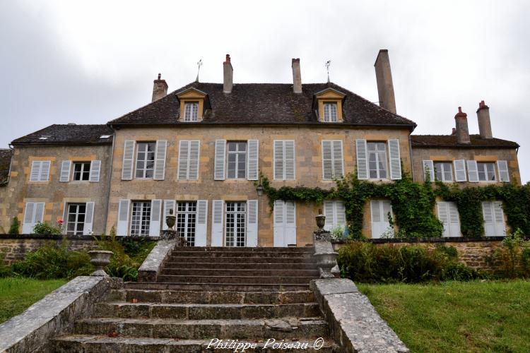 Château de Lurcy-le-Bourg