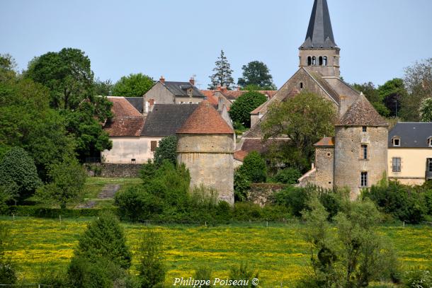 Le Château de Montigny Sur Canne