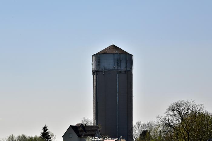 Château d'eau de Cercy la Tour