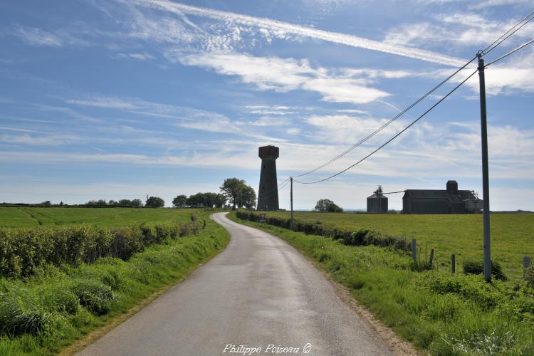 Château d'eau de Châtillon en Bazois 