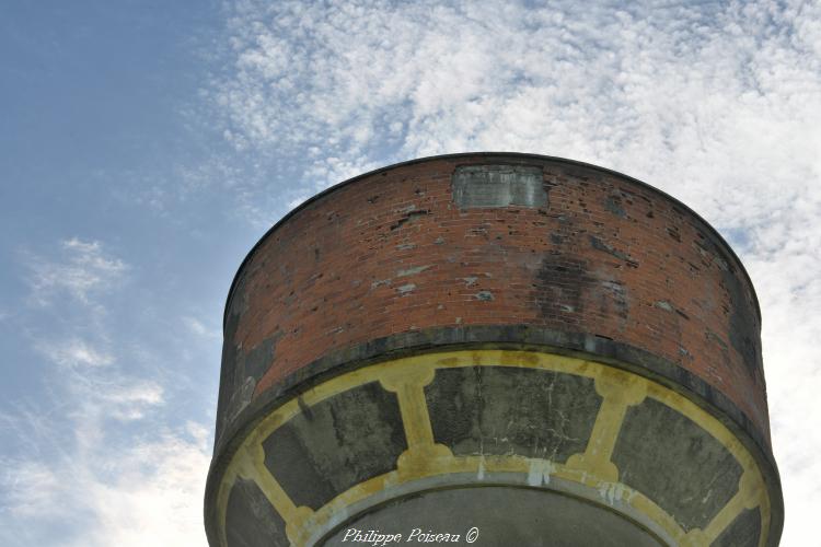 Château d'eau de Châtillon en Bazois 