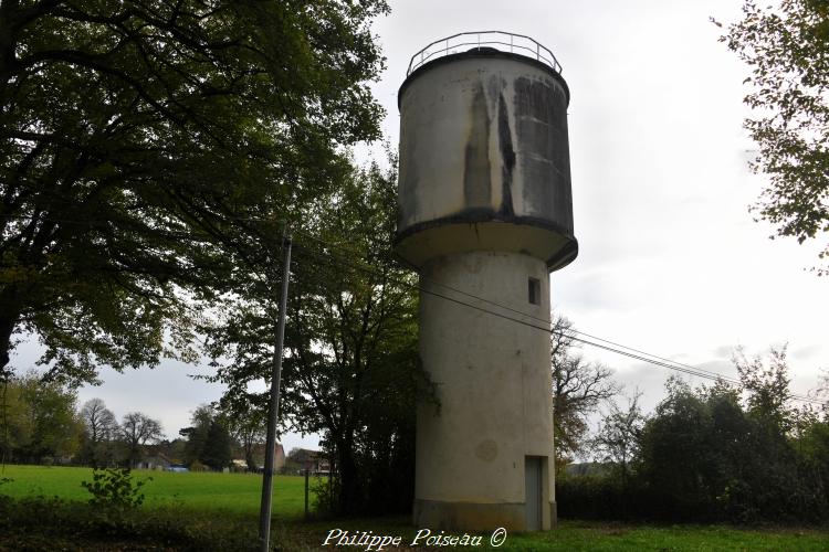 Le château d'eau de La Guinganderie