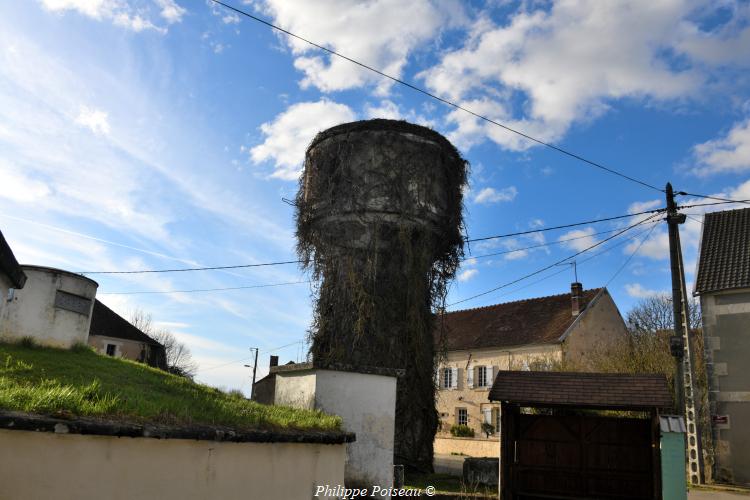 Le vieux château d'eau