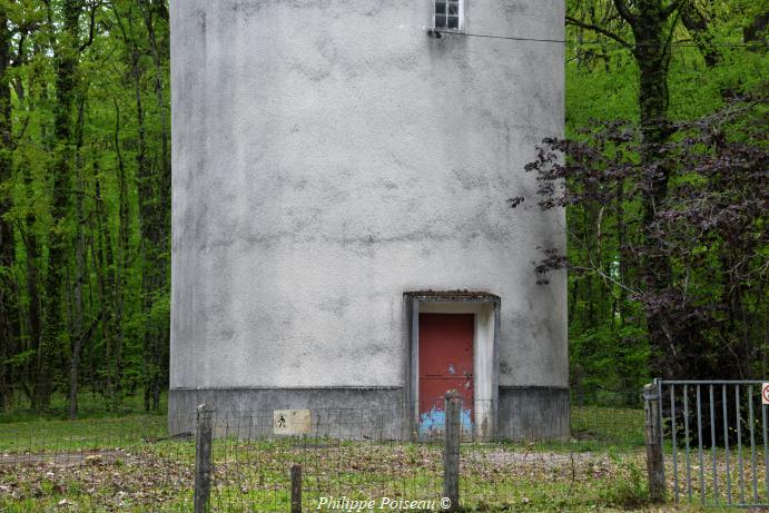 Château d'eau de Monceaux le Comte 
