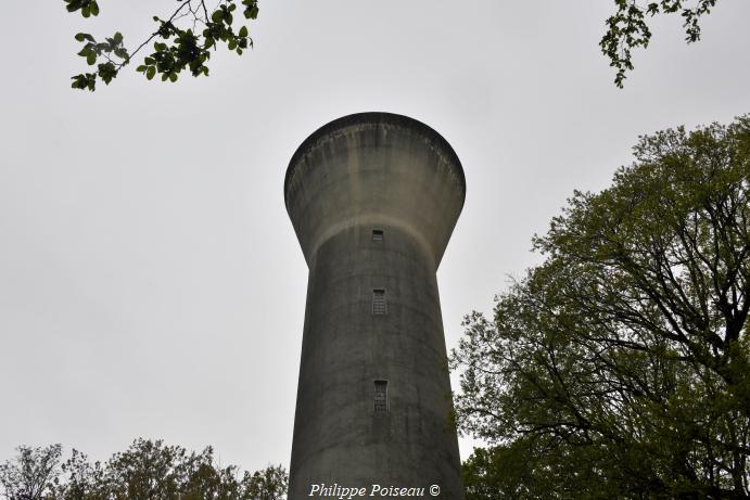 Château d'eau de Monceaux le Comte