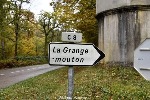 Château d'eau de la Grange Mouton