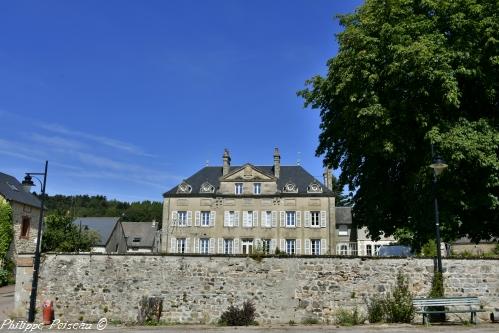 Le Château de Glux en Glenne un patrimoine