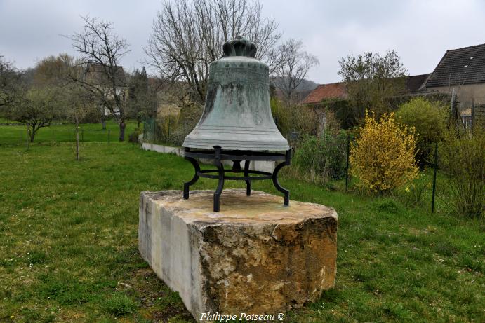 Cloche de l'église d'Asnan