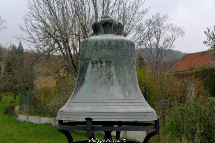 Cloche de l'église d'Asnan