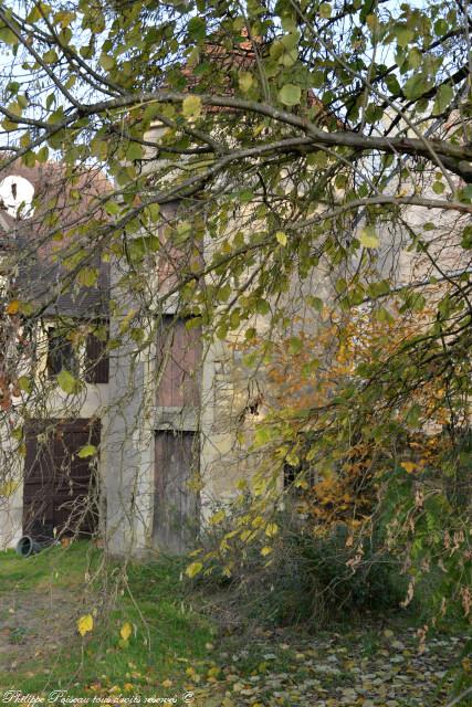 Colombier de Dompierre sur Héry