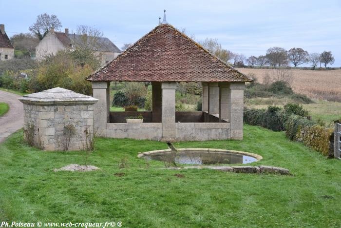 Lavoir de Crux la Ville Nièvre Passion