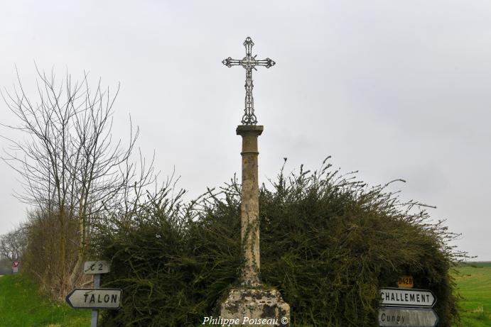 Croix de carrefour d'Asnan