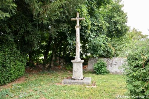 Croix monumentale d’Aunay-en-Bazois un beau patrimoine